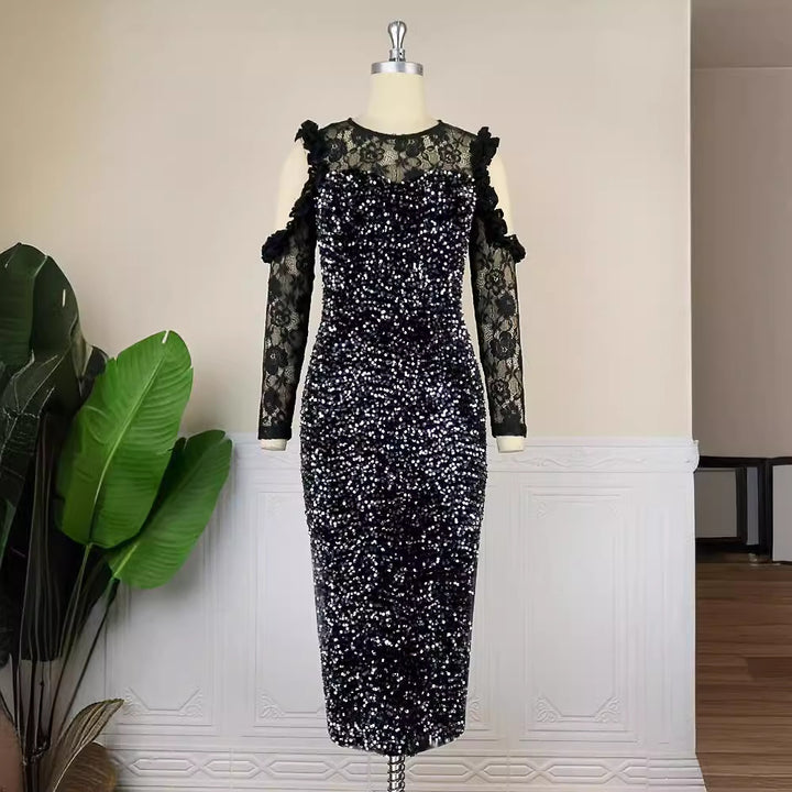 Damer Glitrende Festkjole med elegante spidse detaljer Skovae