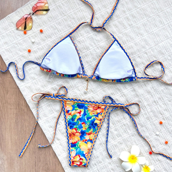 Dame bikini-sæt med blomsterapplikationer og justerbare stropper Stilla