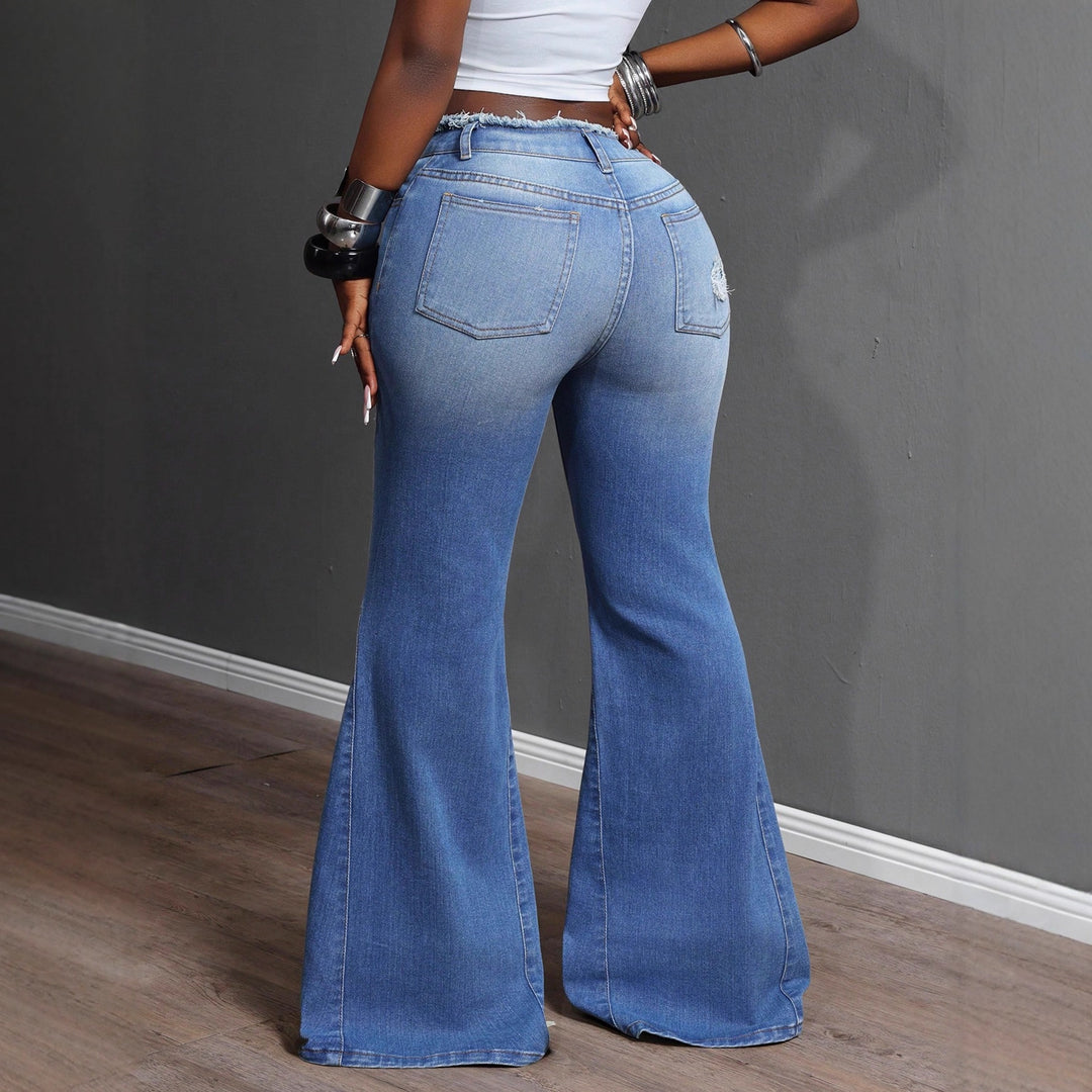 Kvinders bootcut jeans med frynsede detaljer Stilla
