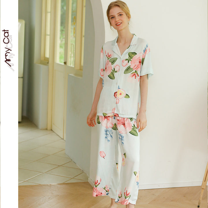 Dame elegant pyjamasæt med blomstret design og knapbar top Stilla