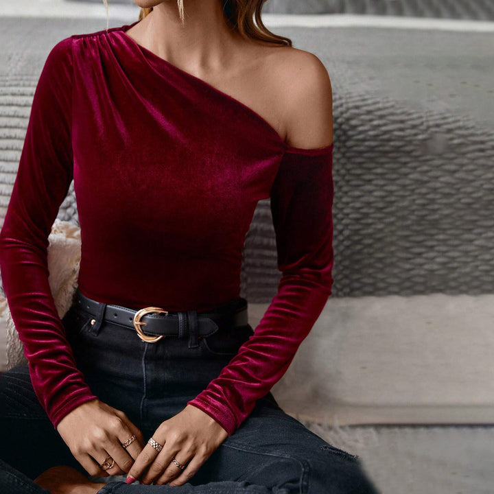 Damer elegant one-shoulder bodysuit lavet af fløjl Stilla