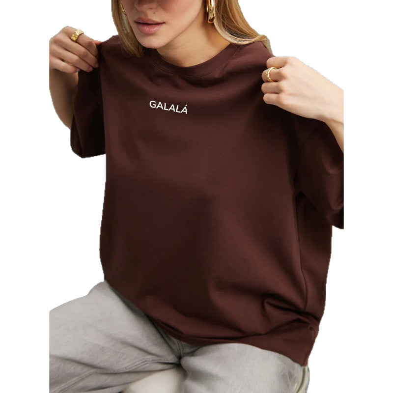 Dame T-shirt med kreativ grafisk tryk og afslappet snit Stilla