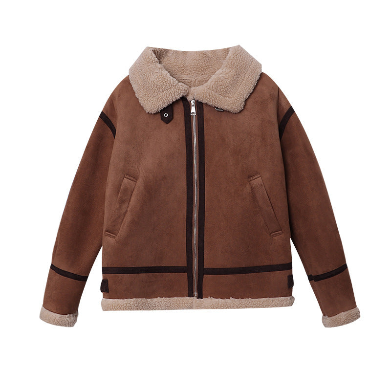 Kvinders fashionable teddyjakke med kontrasterende detaljer Stilla