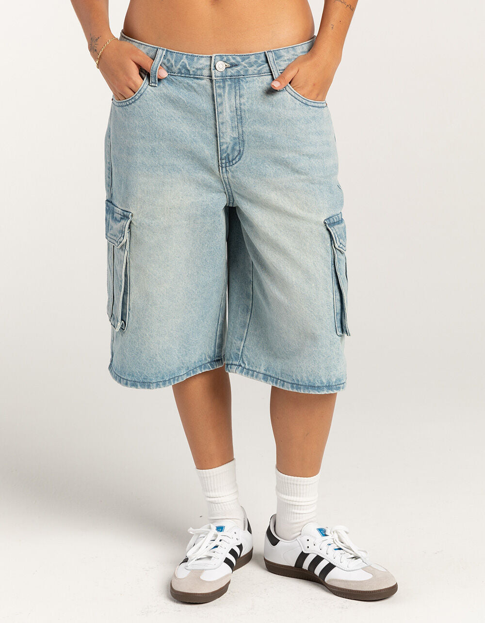 Dame Cargo-shorts med praktiske sidelommer og afslappet snit Stilla