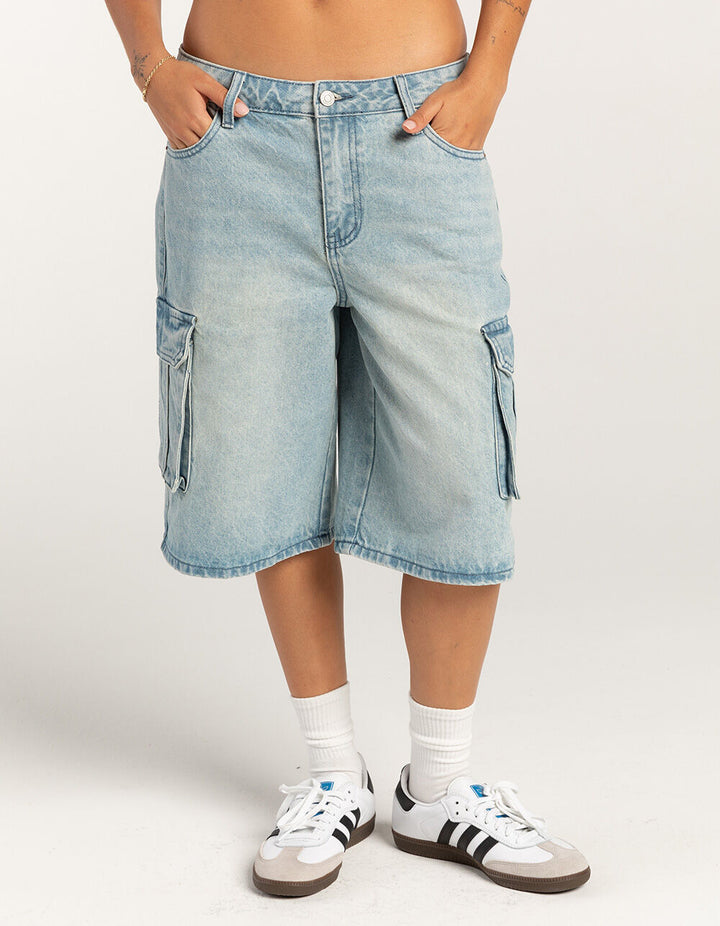 Dame Cargo-shorts med praktiske sidelommer og afslappet snit Stilla