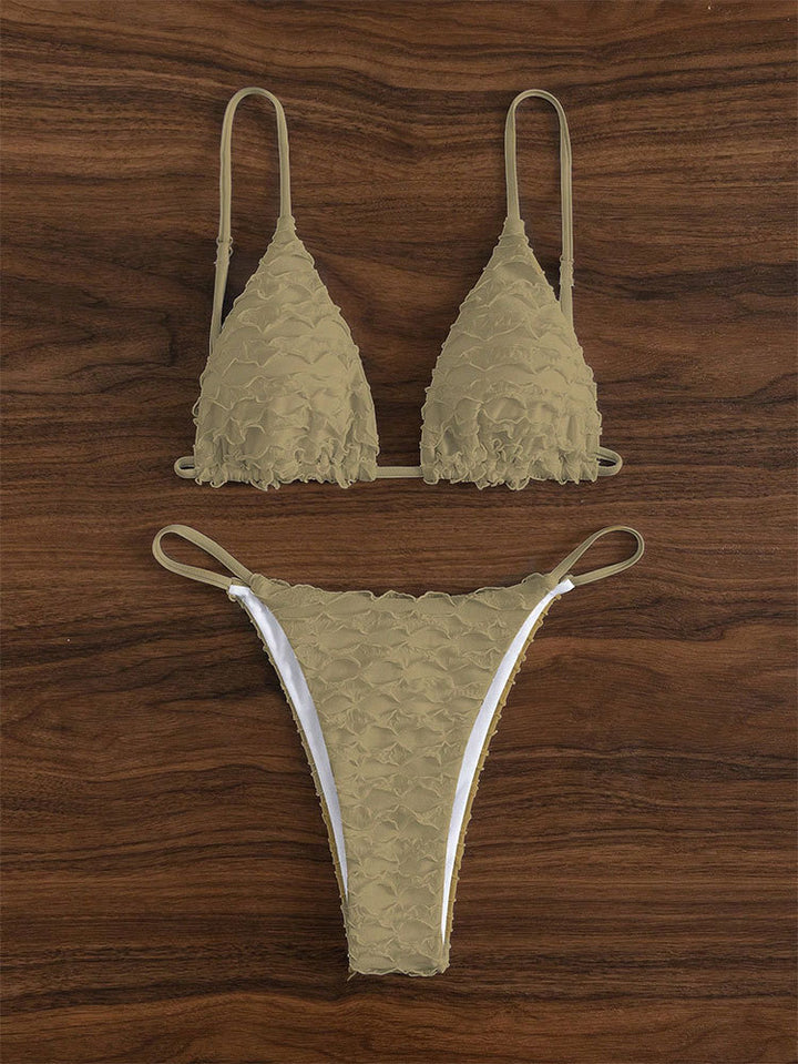Dame triangel-bikini med trendy ruffle-detaljer Skovae