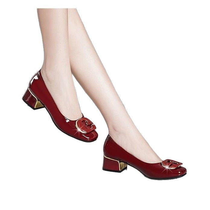 Dame elegante pumps med fashionable spænder og komfortabel blokhæle Stilla