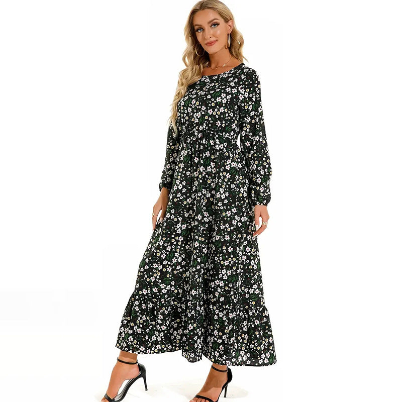 Dame Maxikjole med blomstermønster og rynket design Stilla