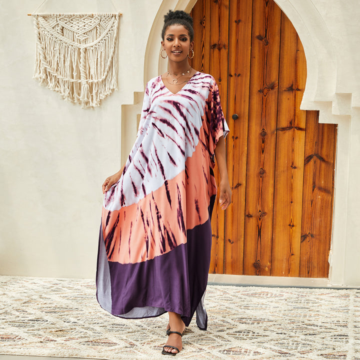 Dame Strandkaftan med moderne batikdesign og elegant V-udskæring Stilla