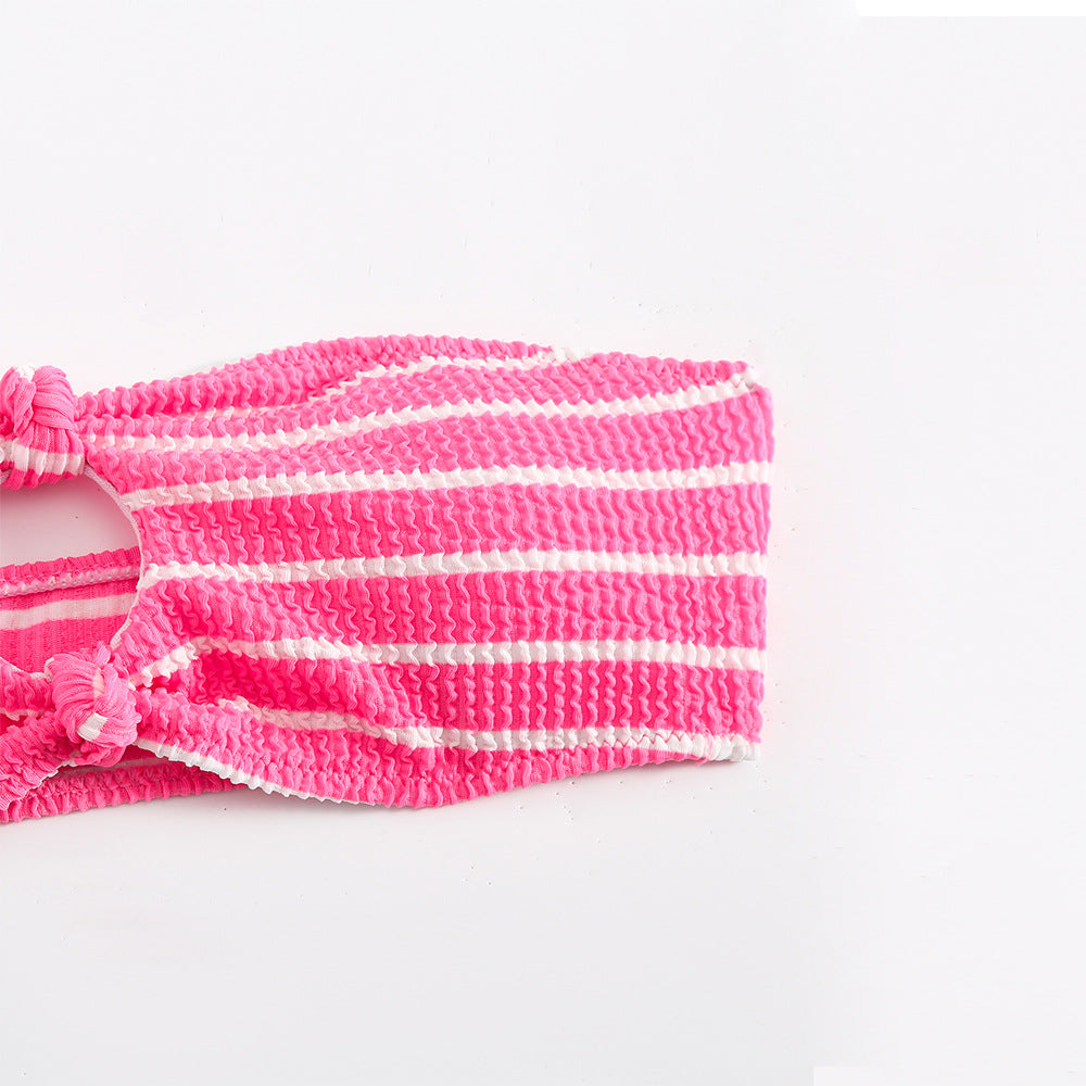 Dame bikini-sæt med moderne bandeau-top og legende detalje Stilla