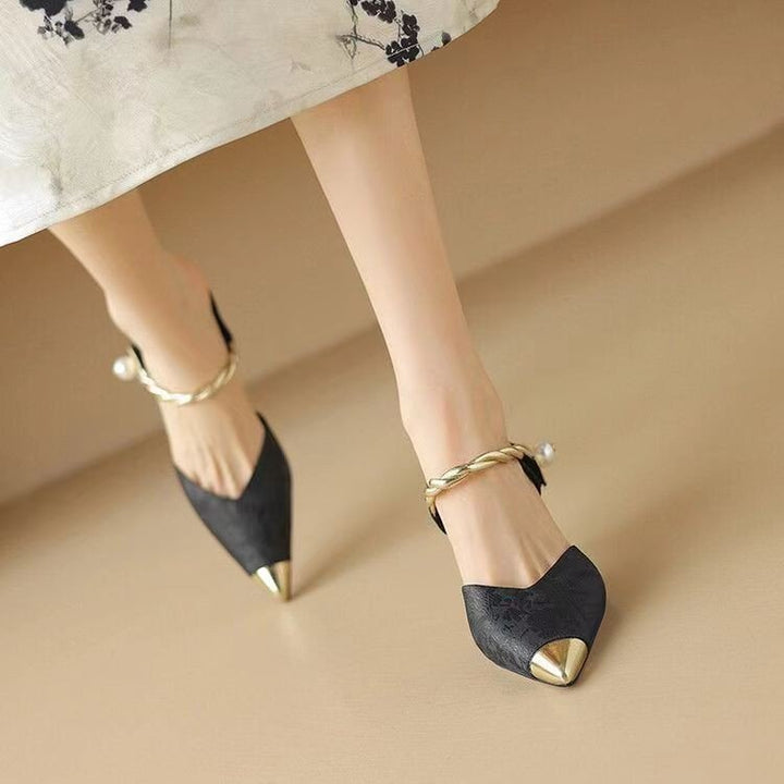 Dame Slingback Pumps med glitrende rem og elegant blokhæl Stilla