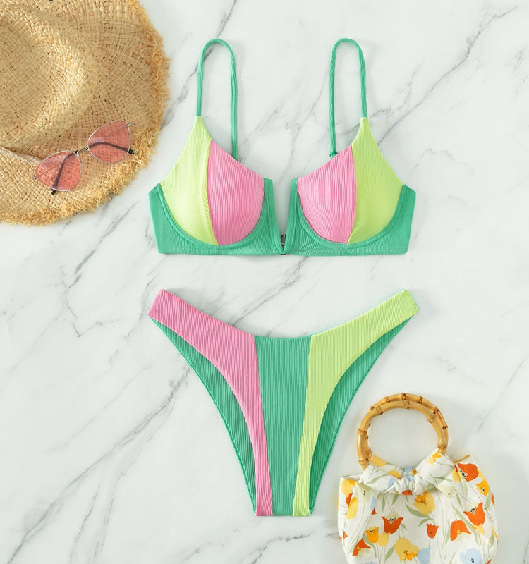 Dame triangel-bikini med moderne farveblok-detaljer Skovae