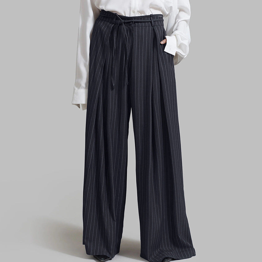Dame Bredsnit Bukser med Nålstriber og Elegant Pleats Stilla