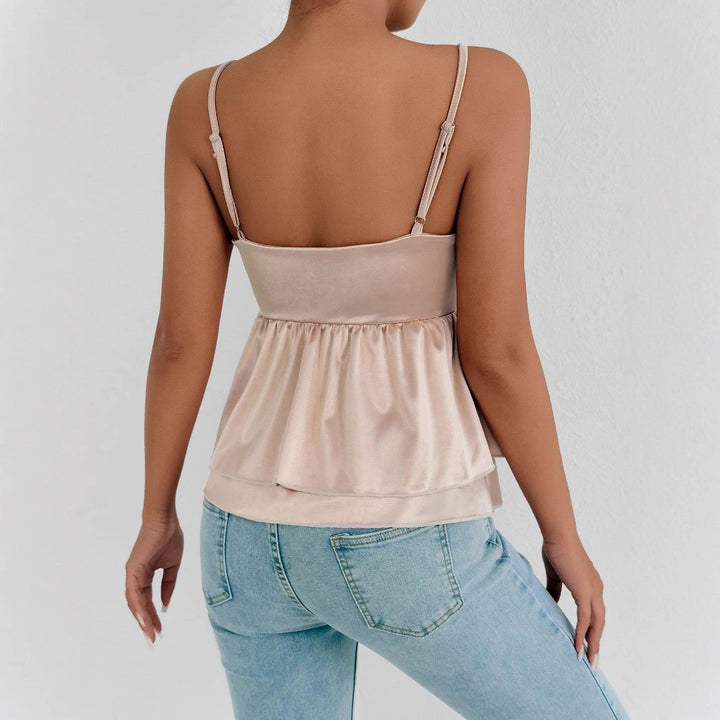Dame elegant satin top med dekorative volanter Skovae