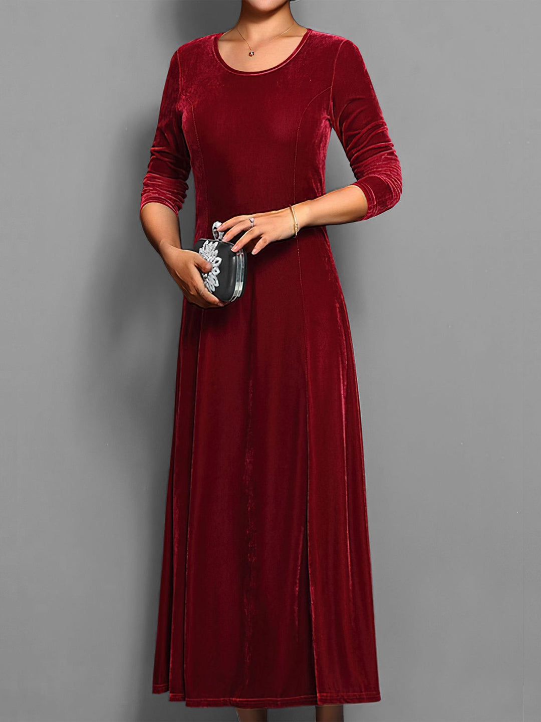 Dame elegant aftenkjole lavet af blød velour Stilla