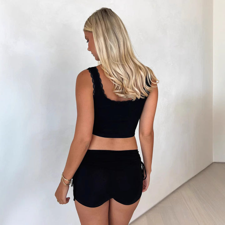 Dame sporty sæt med elastisk talje og trendy snit Skovae