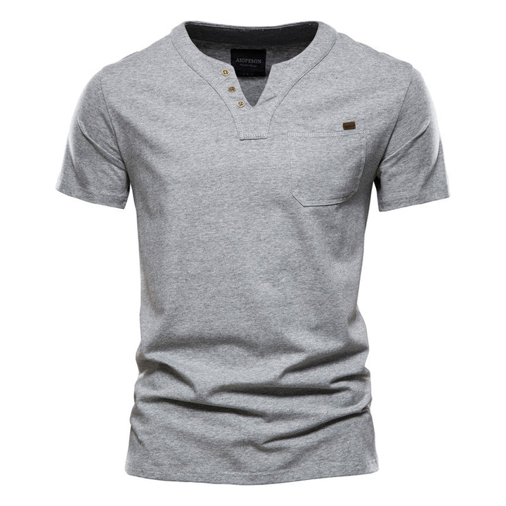 Herrer V-hals T-shirt med trykknapper og brystlomme Stilla