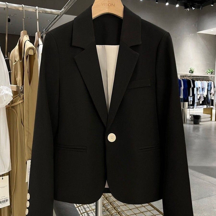 Women's Elegant Blazer with Slim Fit Stilla
