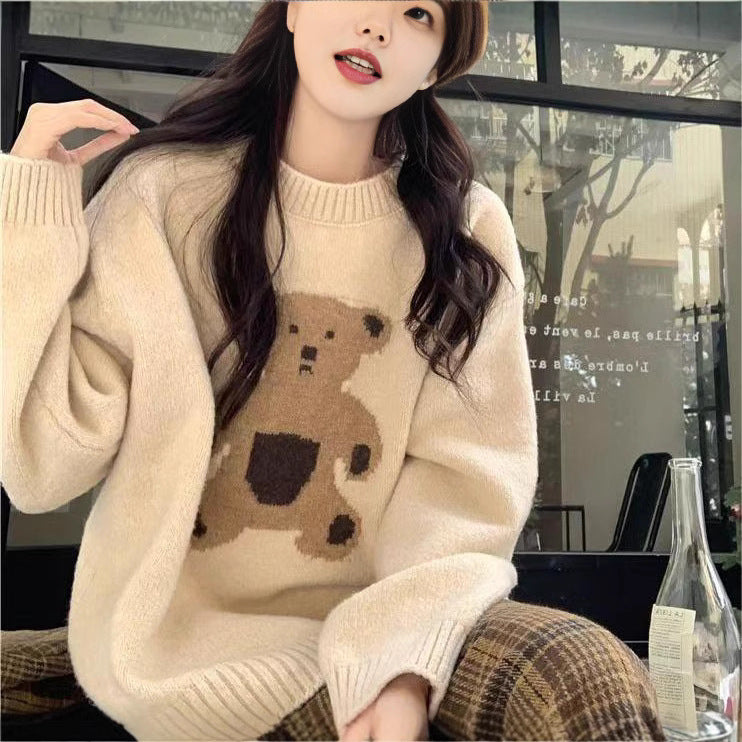 Kvindernes strikkede sweater med bjørnemotiv Stilla