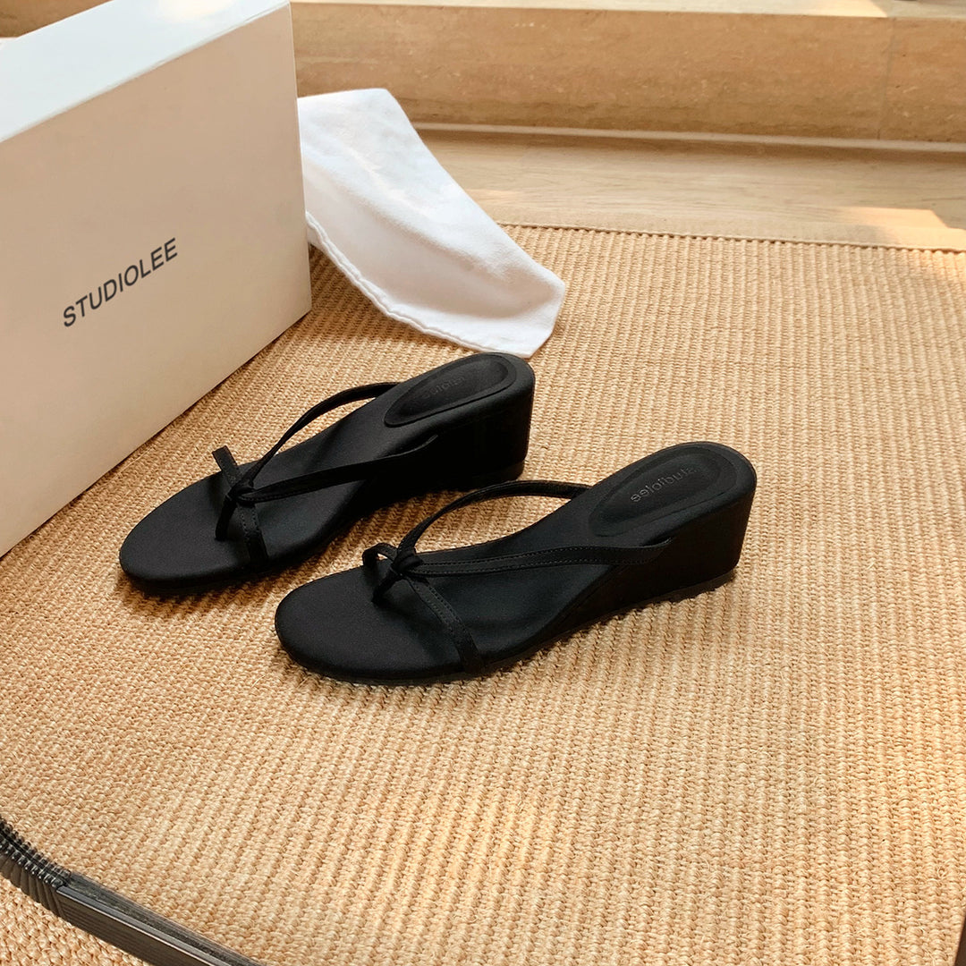 Dame Elegante Wedge Flip-Flops Stilla