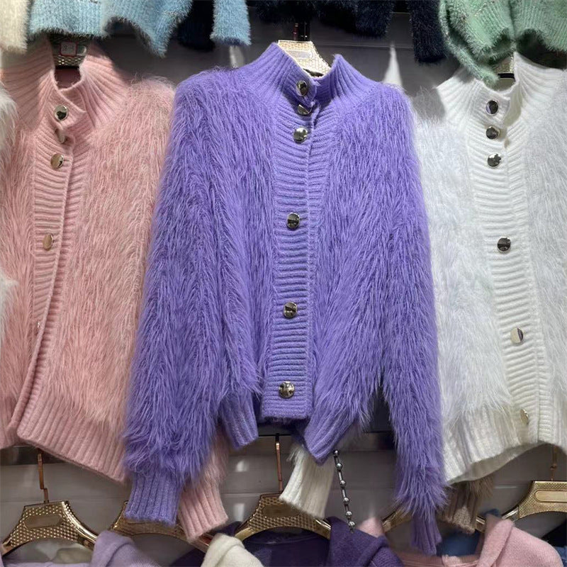 Femme Plush Strikjakke med Knapdetaljer Stilla