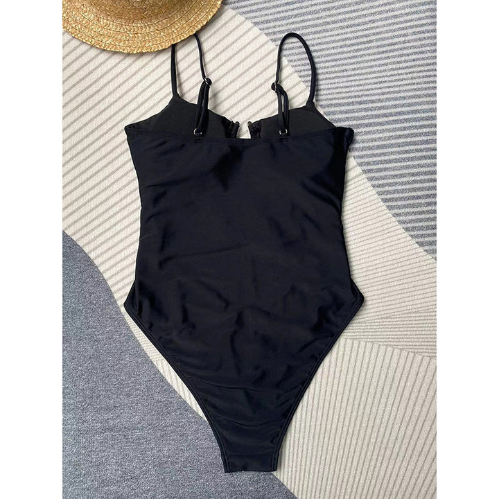 Dame Bikini-sæt med raffinerede cut-out-detaljer og moderne ring-elementer Stilla