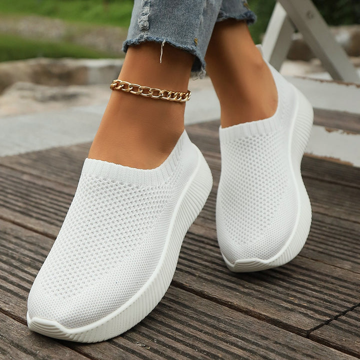 Dame Sneakers i åndbart strikdesign Stilla