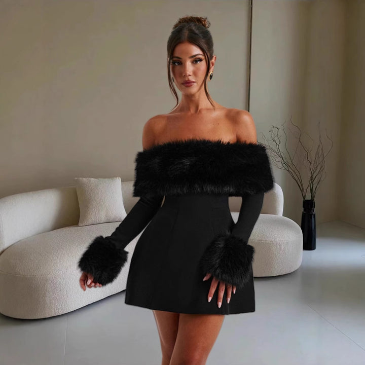 Dame Off-Shoulder Minikjole med luksuriøs kunstpelskant og tætsiddende silhuet Stilla