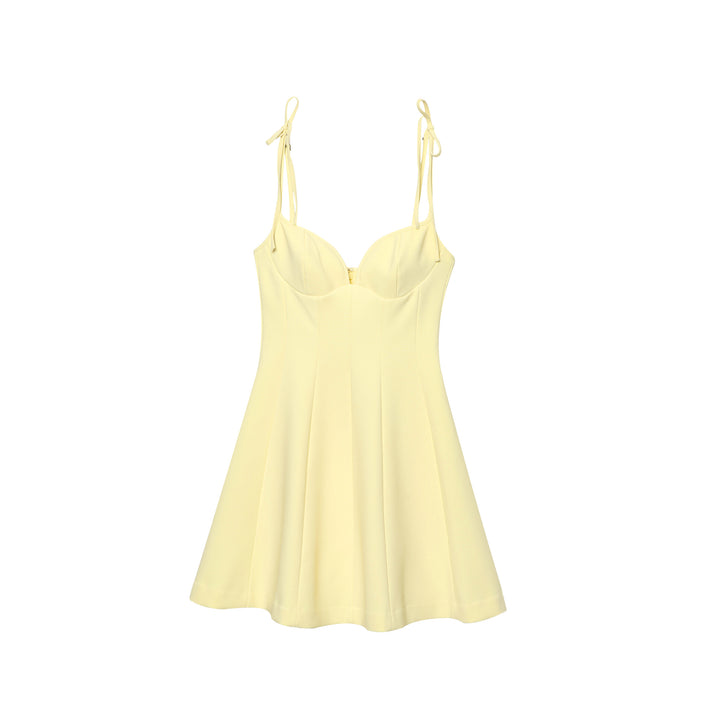 Femme Satisfying Flared Mini Kjole med justerbare stropper Stilla