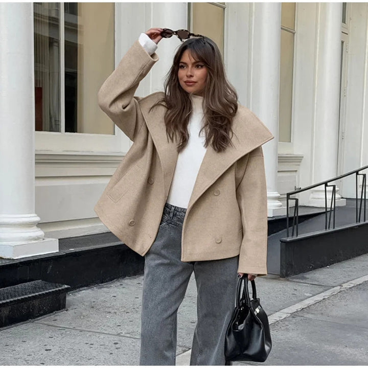 Dame Oversized Uld Blazerjakke med smukt revers og dobbelt knaplukning Stilla