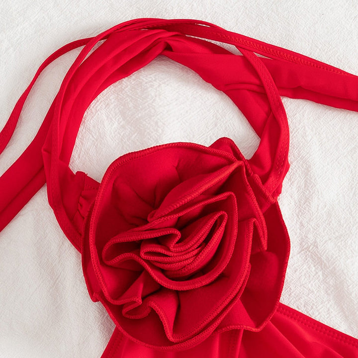 Dame badedragt med elegant indpakningslook og blomsterhalsklud Stilla