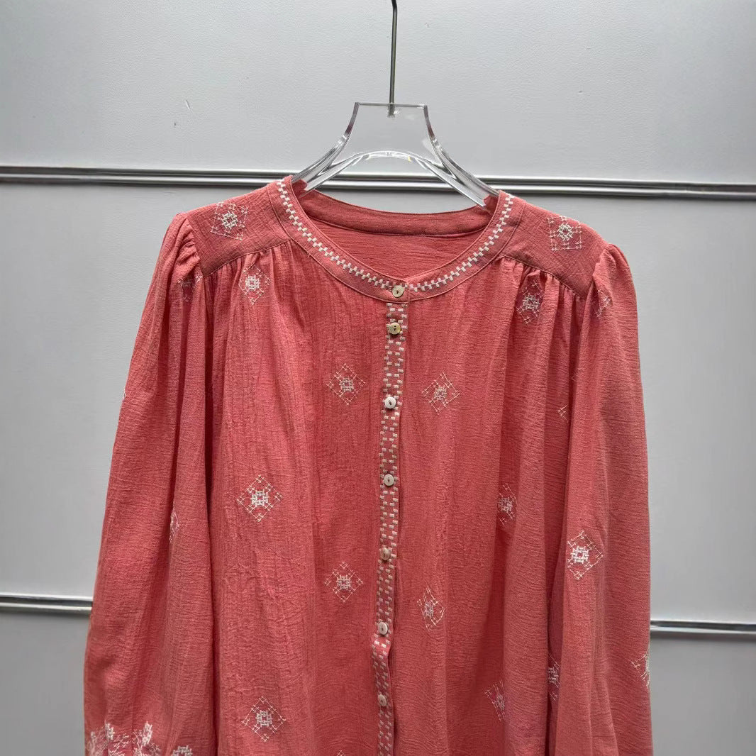 Dame romantisk bluse med broderet design og afslappet snit Stilla