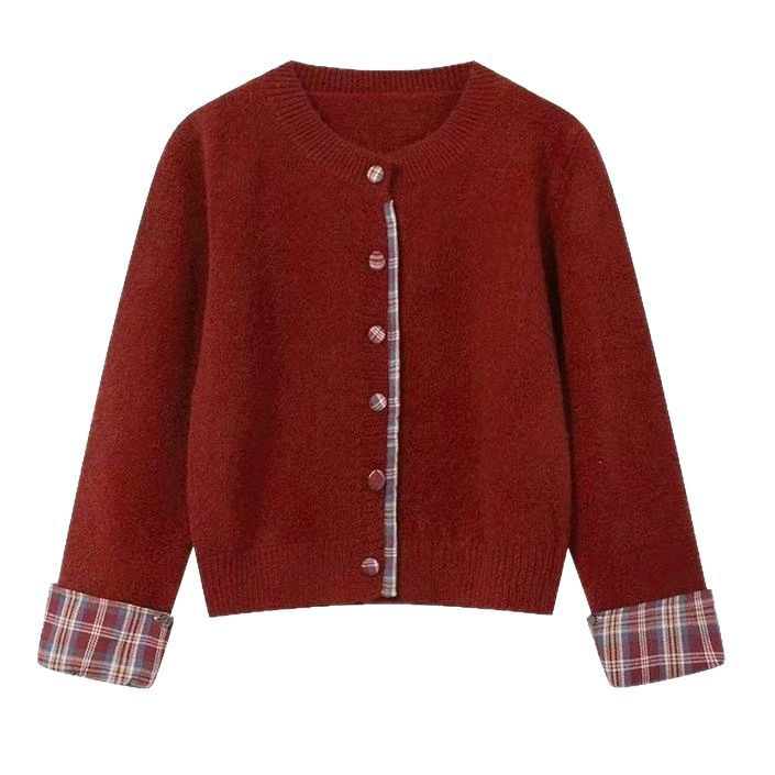 Kvinders fashionable cardigan med ternet mønster og praktiske knapper Stilla