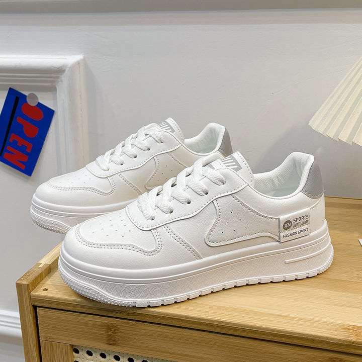 Dame Sneakers med komfortabel plateau-sål og åndbar inderside Stilla