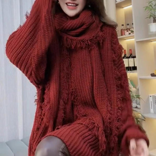 Femme Oversized V-Udskæring Strikpullover med Frynse-Detail Stilla