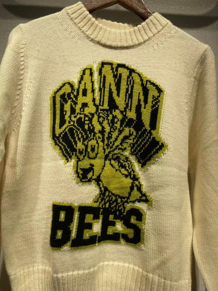 Dame sweater med unikt grafisk strikdesign og kvalitetsmateriale Stilla