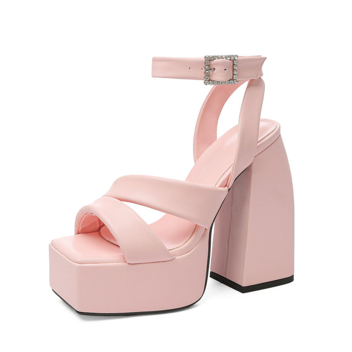 Femme Chunky platformhæle med ankelrem Stilla