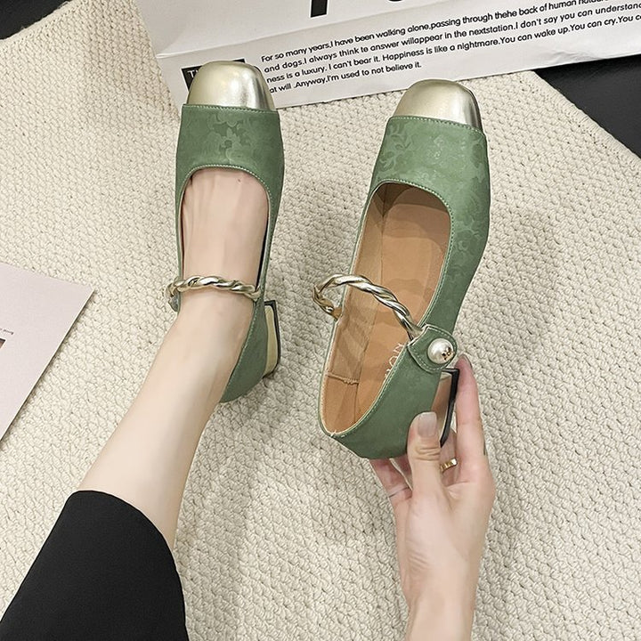 Dame Elegante Ballerinas med udsmykket ankelrem og metallisk tåområde Stilla