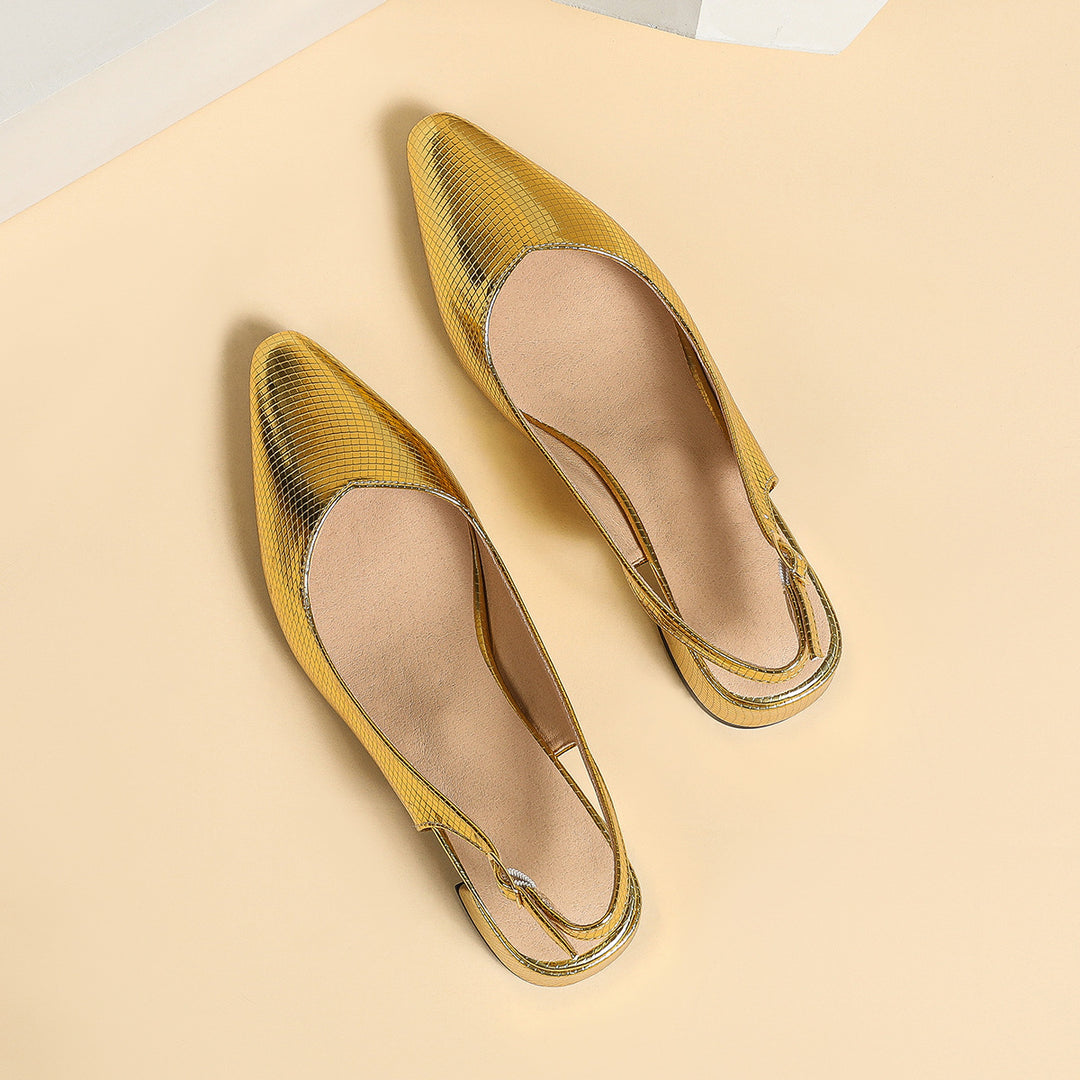 Damer elegante Slingback pumps med modeskinnende overflade Stilla