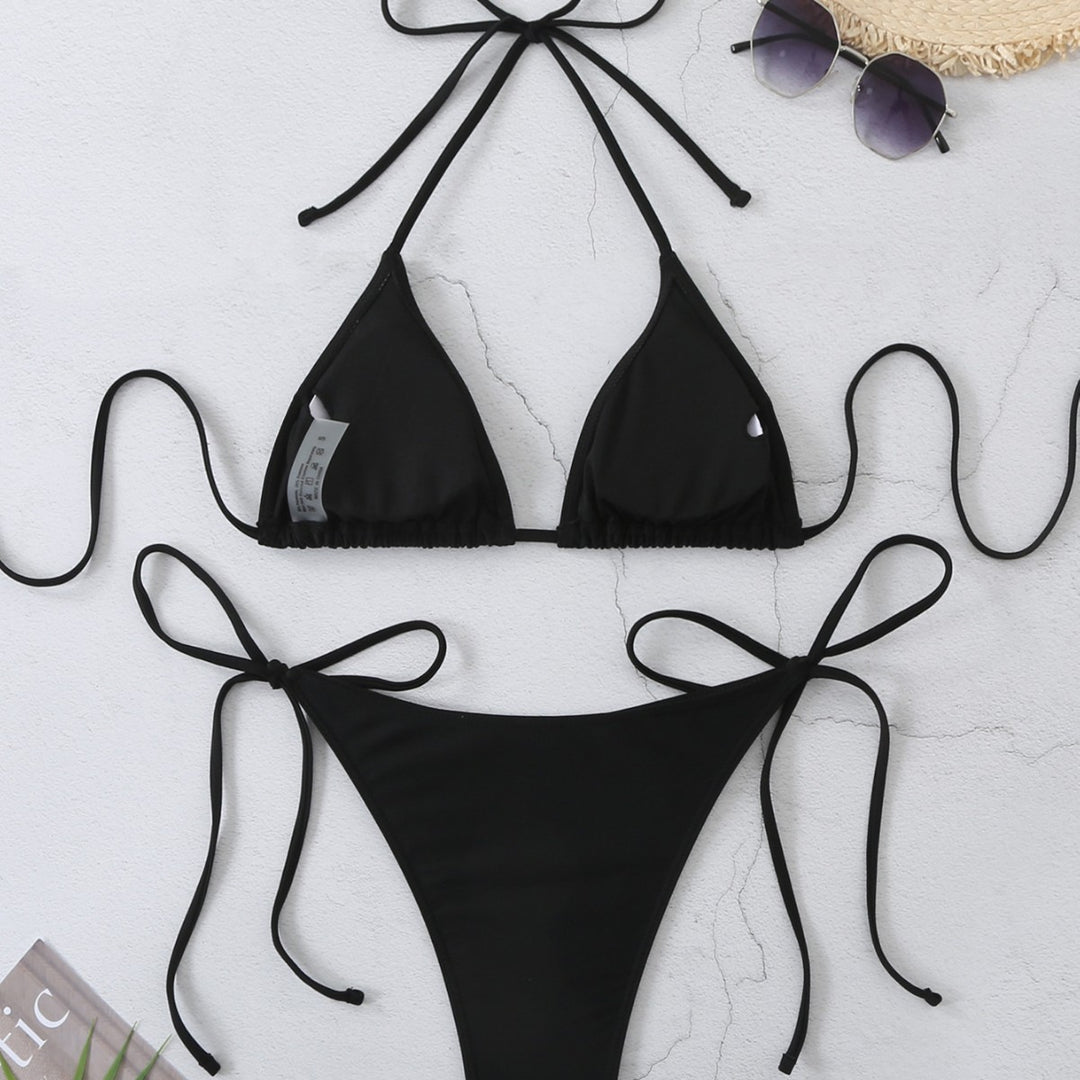 Dame bikini sæt med justerbare stropper og sideknuder Stilla