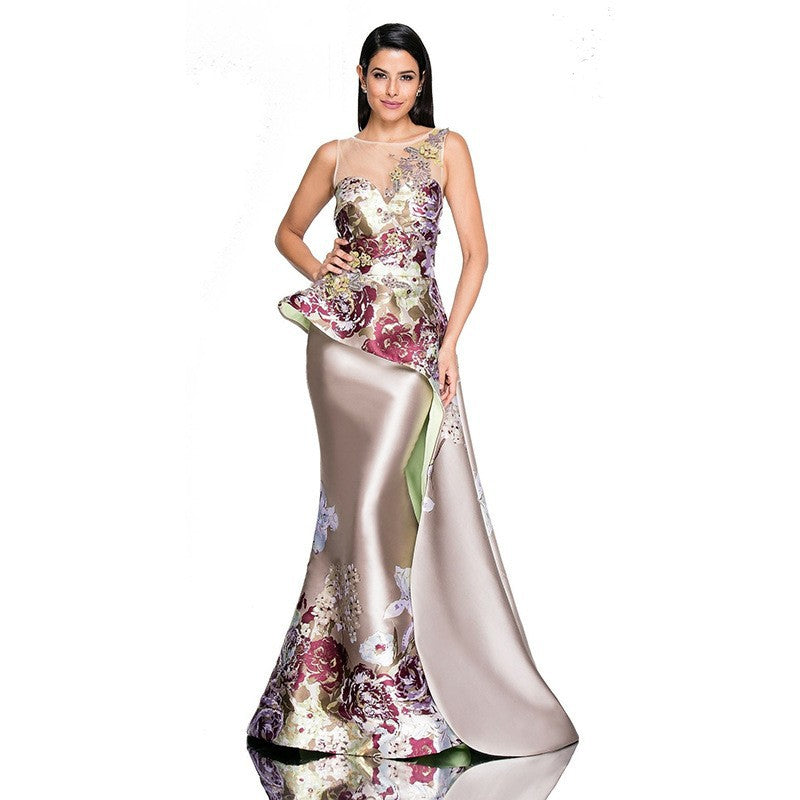 Dame Elegant aftenkjole med asymmetrisk snit og blomsterdesign Stilla