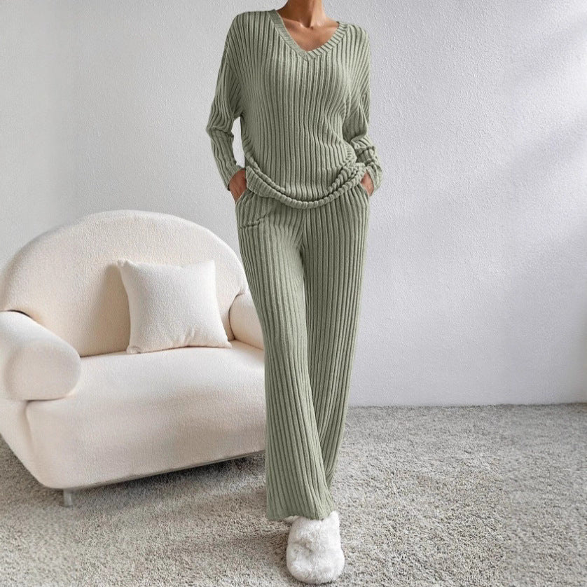 Kvindernes hyggelige strikkede jumpsuit i moderne ribdesign Stilla