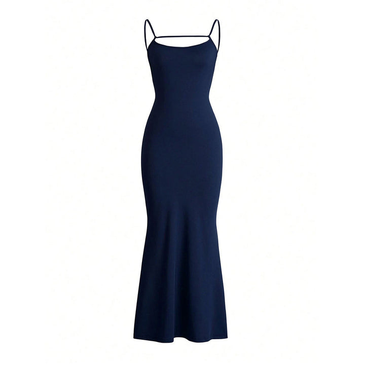 Damer maxi kjole med off-shoulder design og raffinerede snøredetaljer Stilla