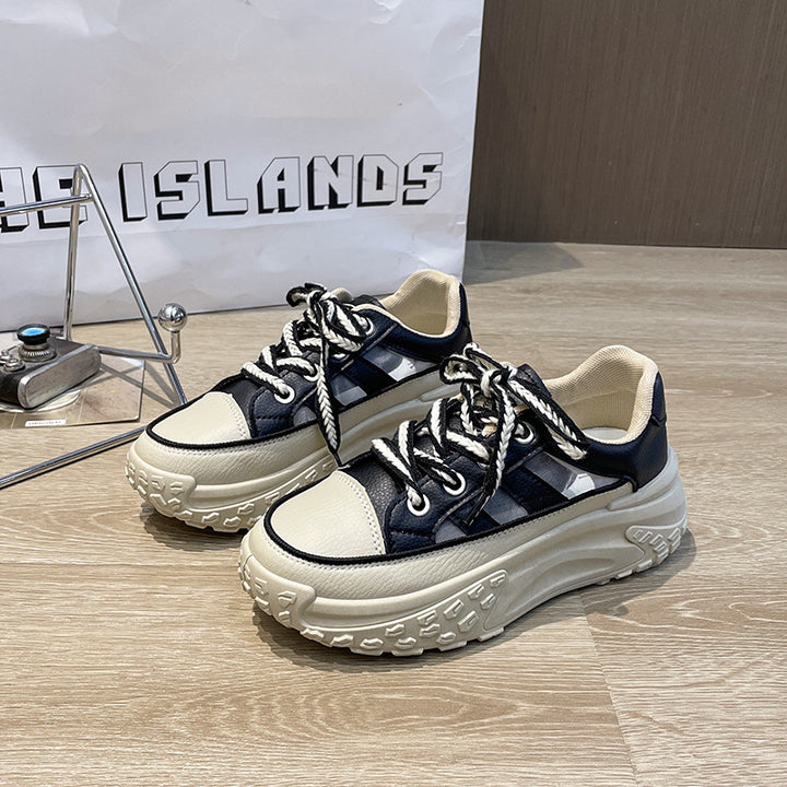 Dame platform sneakers med innovativt såleprofil og åndbar overfladestruktur Stilla
