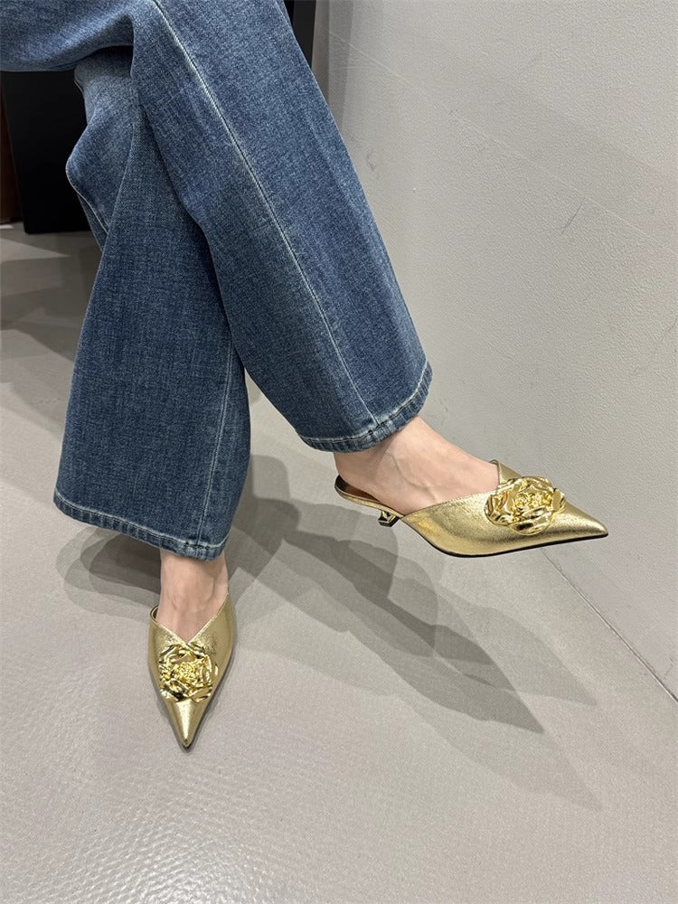 Dame Stilfulde spidse slip-ons med blomsterdekoration Stilla