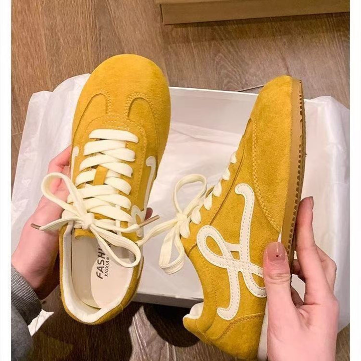 Dame Sporty Sneakers med åndbare materialer og skridsikker gummisål Stilla