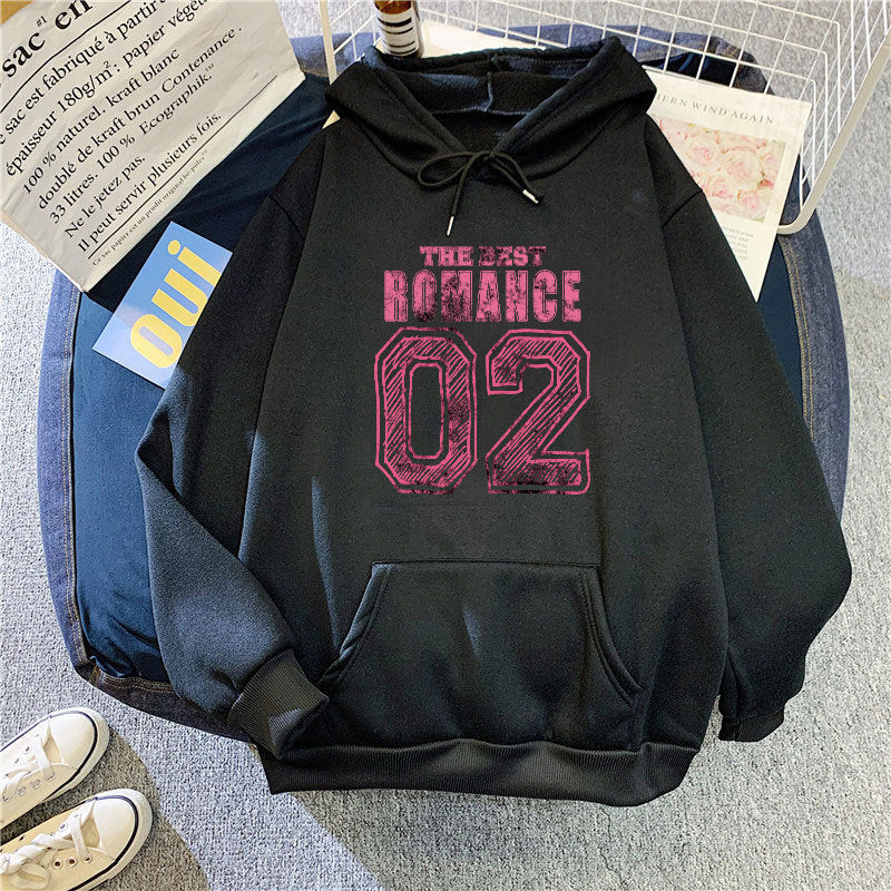 Kvinders afslappede hoodie med stilfuldt print Skovae