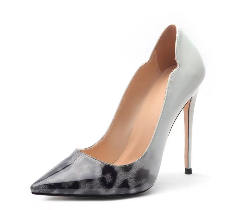 Femme Spids tå Stiletto Højhælede Pumps med blank finish Stilla