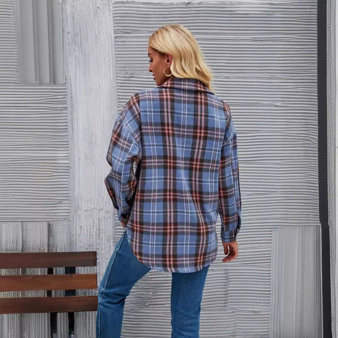 Kvinders flannel skjortejakke med ternet mønster og praktisk lomme-design Stilla
