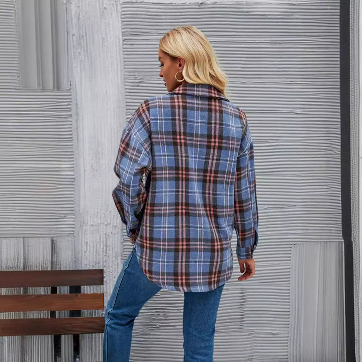 Dame flannel skjorte med ternet mønster og to brystlommer
